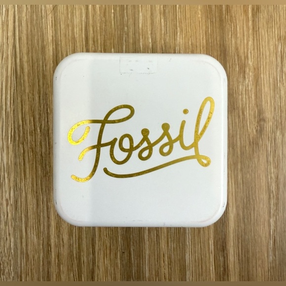 Fossil Heritage Locket Collection Stainless Steel Chain Necklace Engraved L. N. - Picture 8 of 9